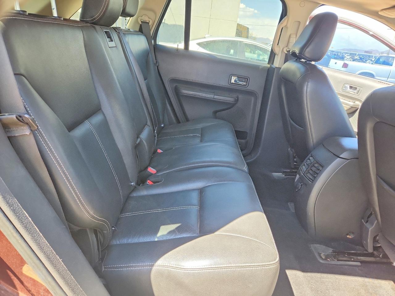 2FMDK3JC5ABA16843 · 2010 FORD EDGE · 11/13