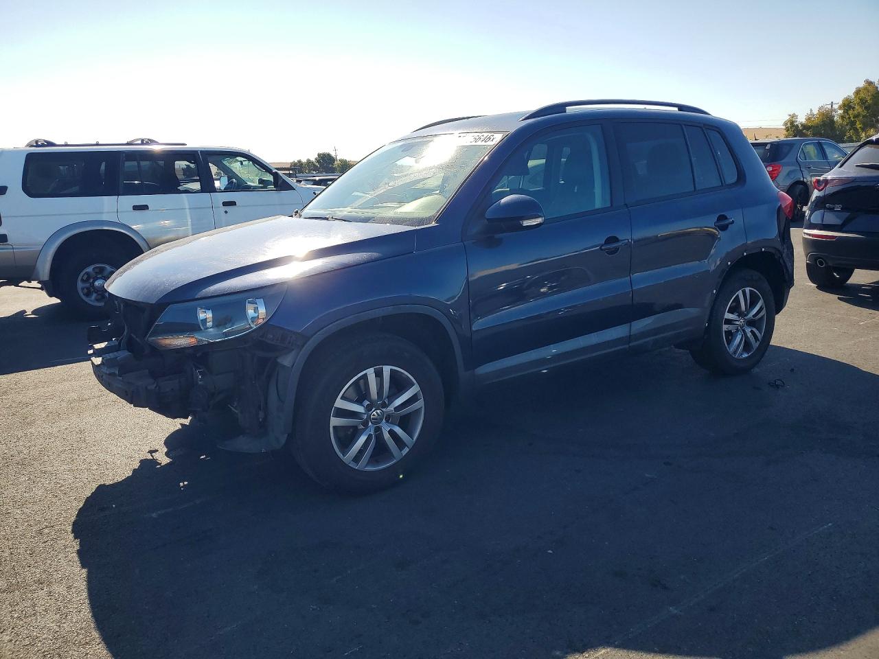 WVGAV7AX1GW577388 · 2016 VOLKSWAGEN TIGUAN