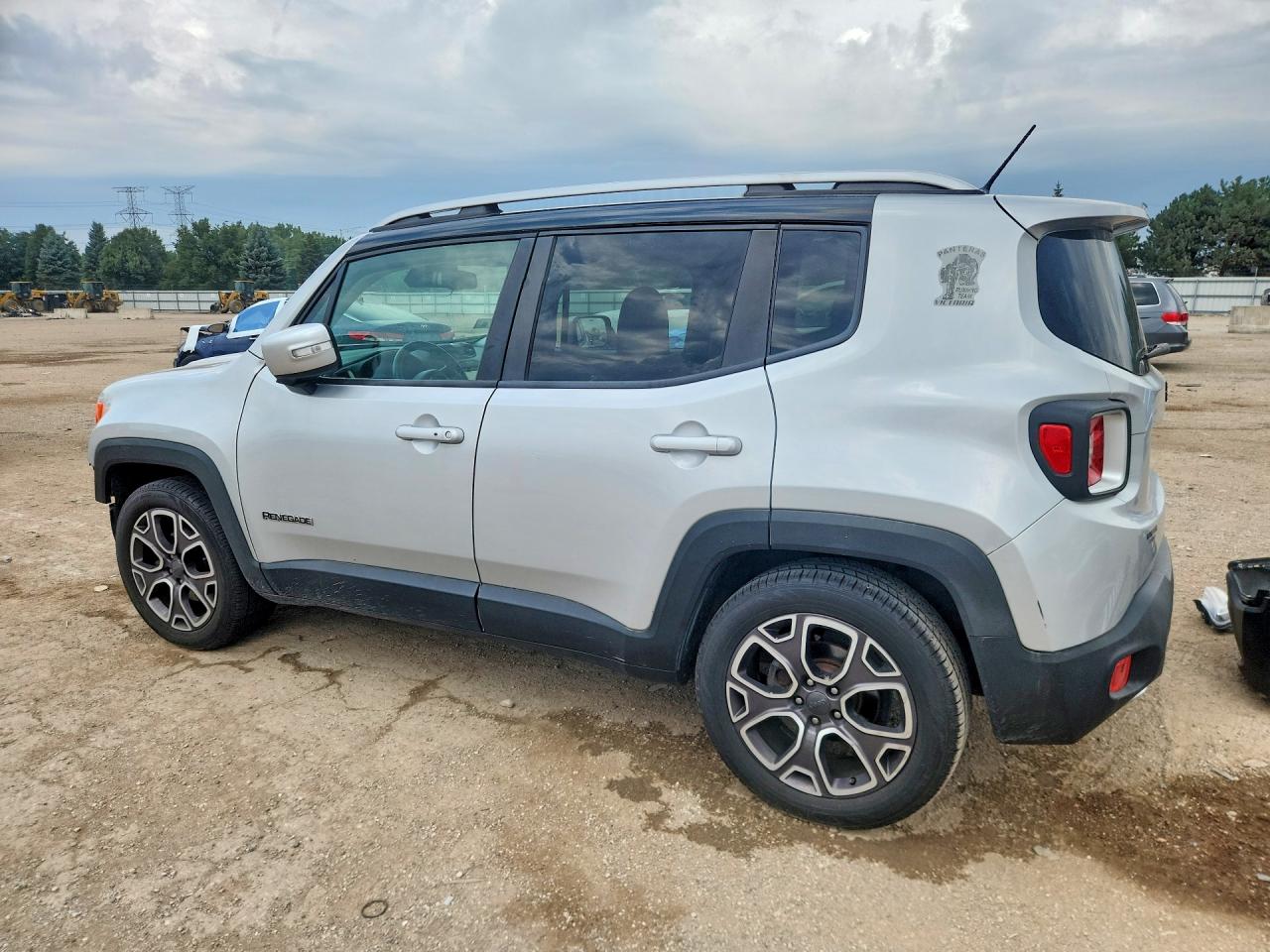 ZACCJADT2GPC84143 · 2016 JEEP RENEGADE · 2/13