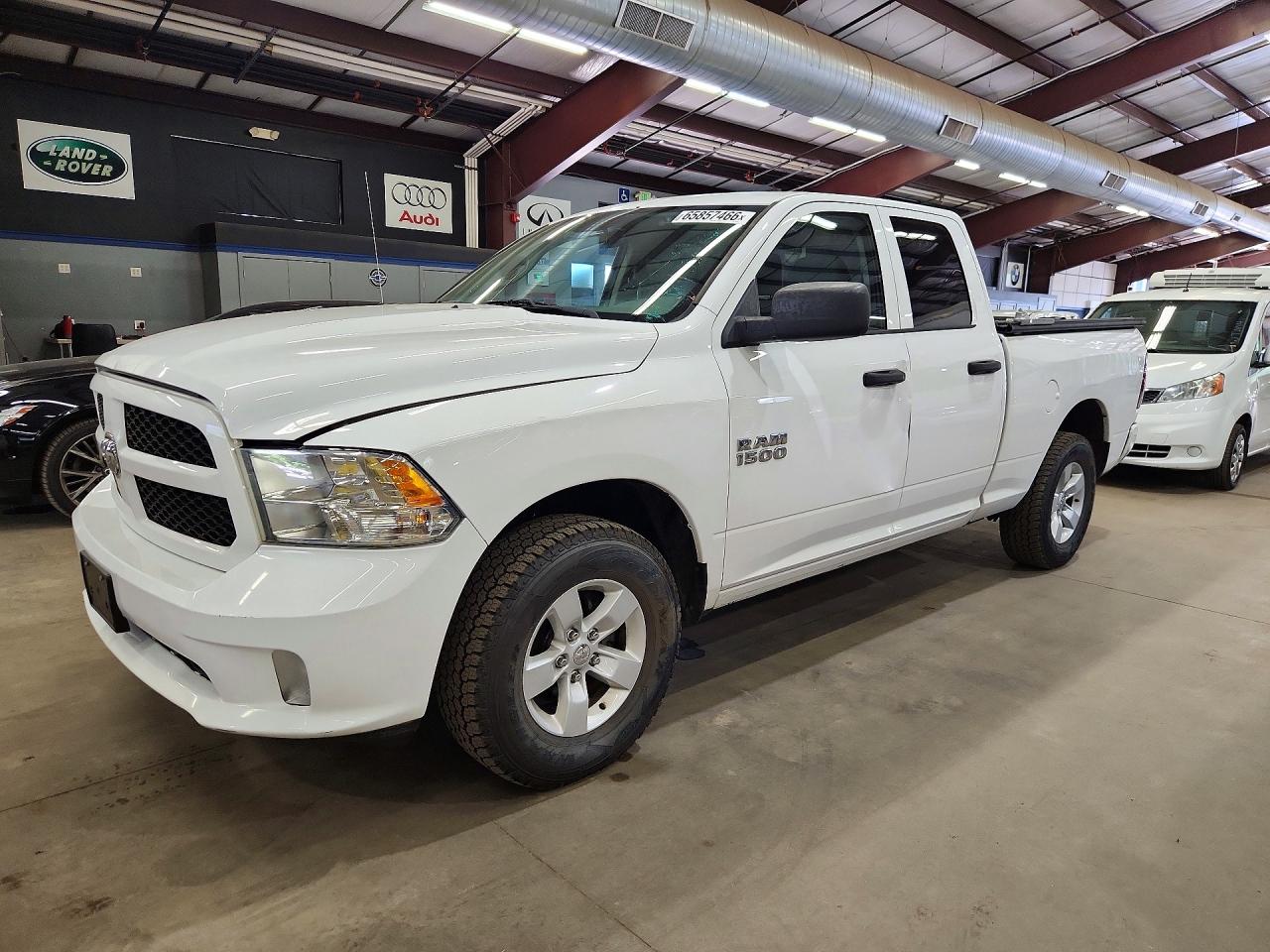 1C6RR7FG3JS215315 · 2018 RAM 1500