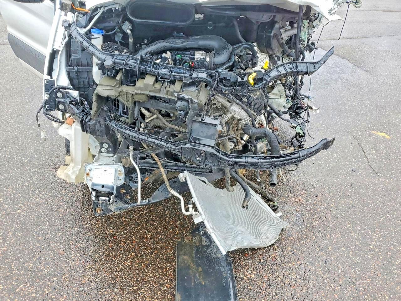 1FTBR2X84NKA64737 · 2022 FORD TRANSIT · 11/13