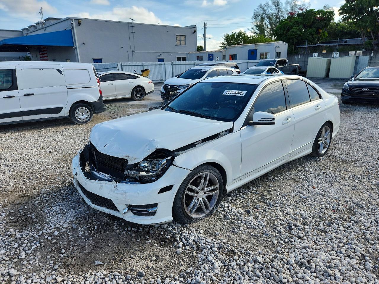 2013 MERCEDES-BENZ C