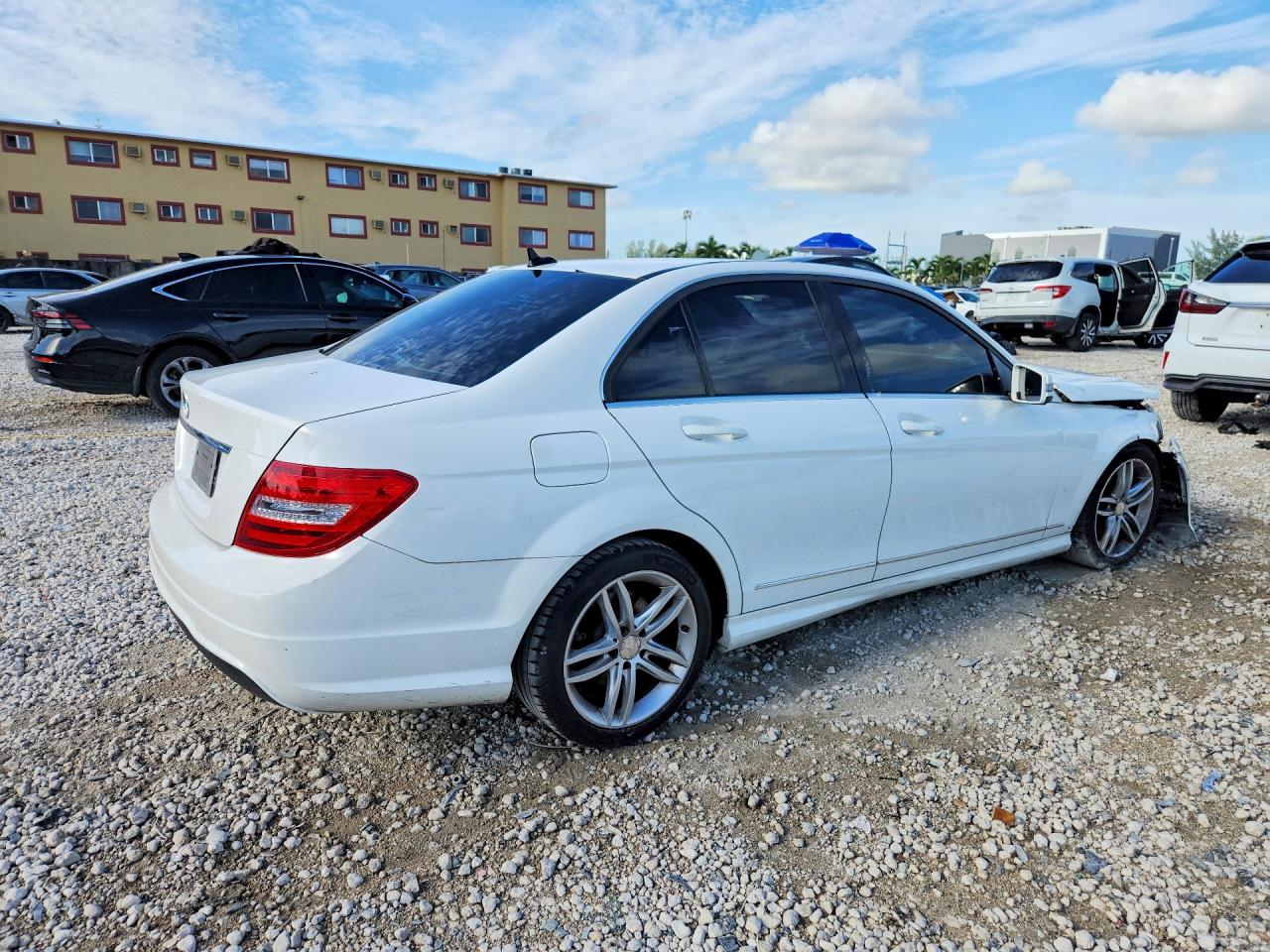 WDDGF4HB8DR270062 · 2013 MERCEDES-BENZ C · 3/12