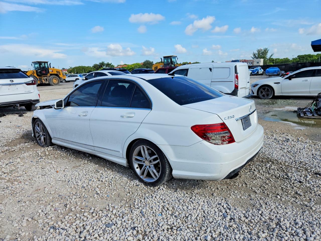 WDDGF4HB8DR270062 · 2013 MERCEDES-BENZ C · 2/12