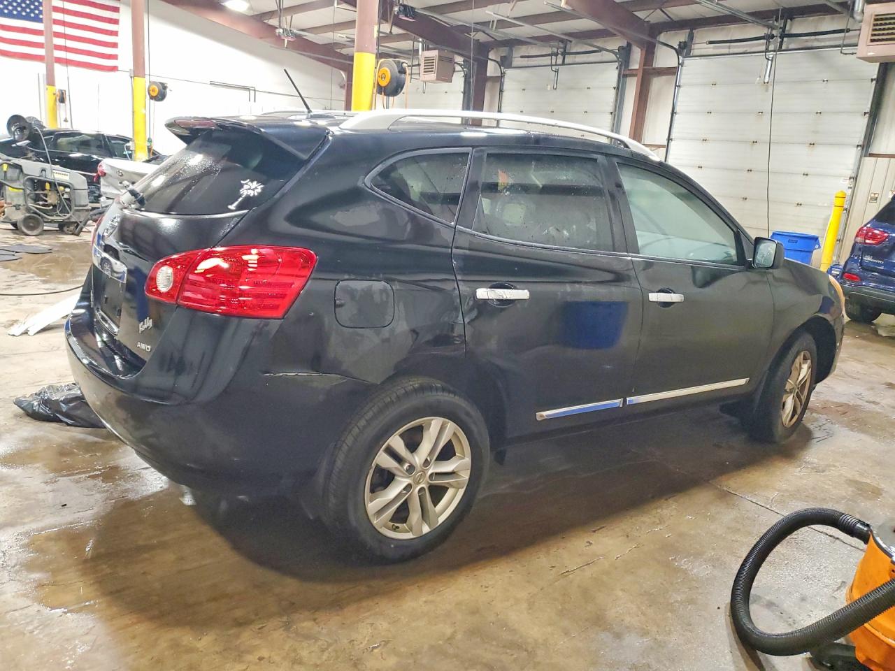 JN8AS5MVXFW260479 · 2015 NISSAN ROGUE SELECT · 3/13