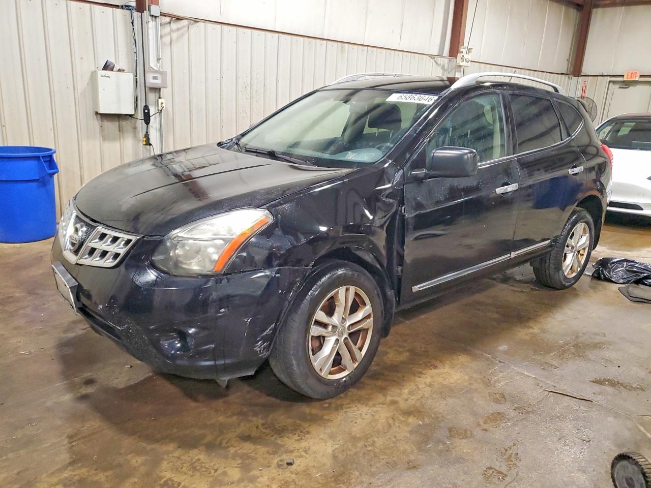 JN8AS5MVXFW260479 · 2015 NISSAN ROGUE SELECT