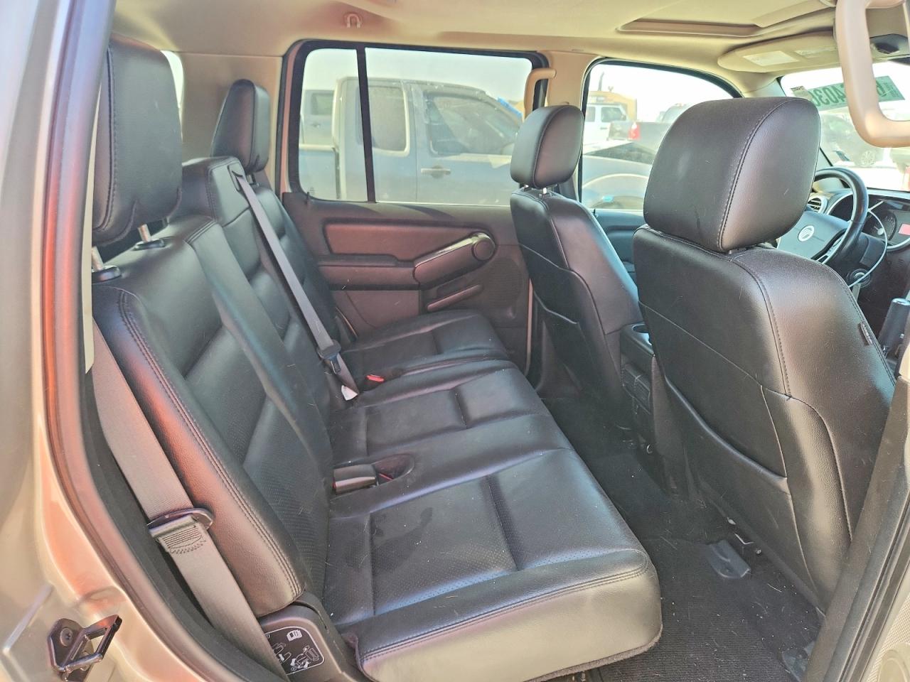 4M2EU38E48UJ17378 · 2008 MERCURY MOUNTAINEER · 11/13