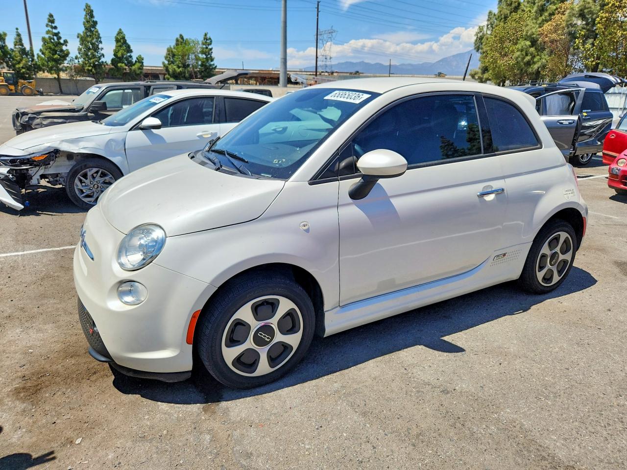 3C3CFFGE7FT615340 · 2015 FIAT 500