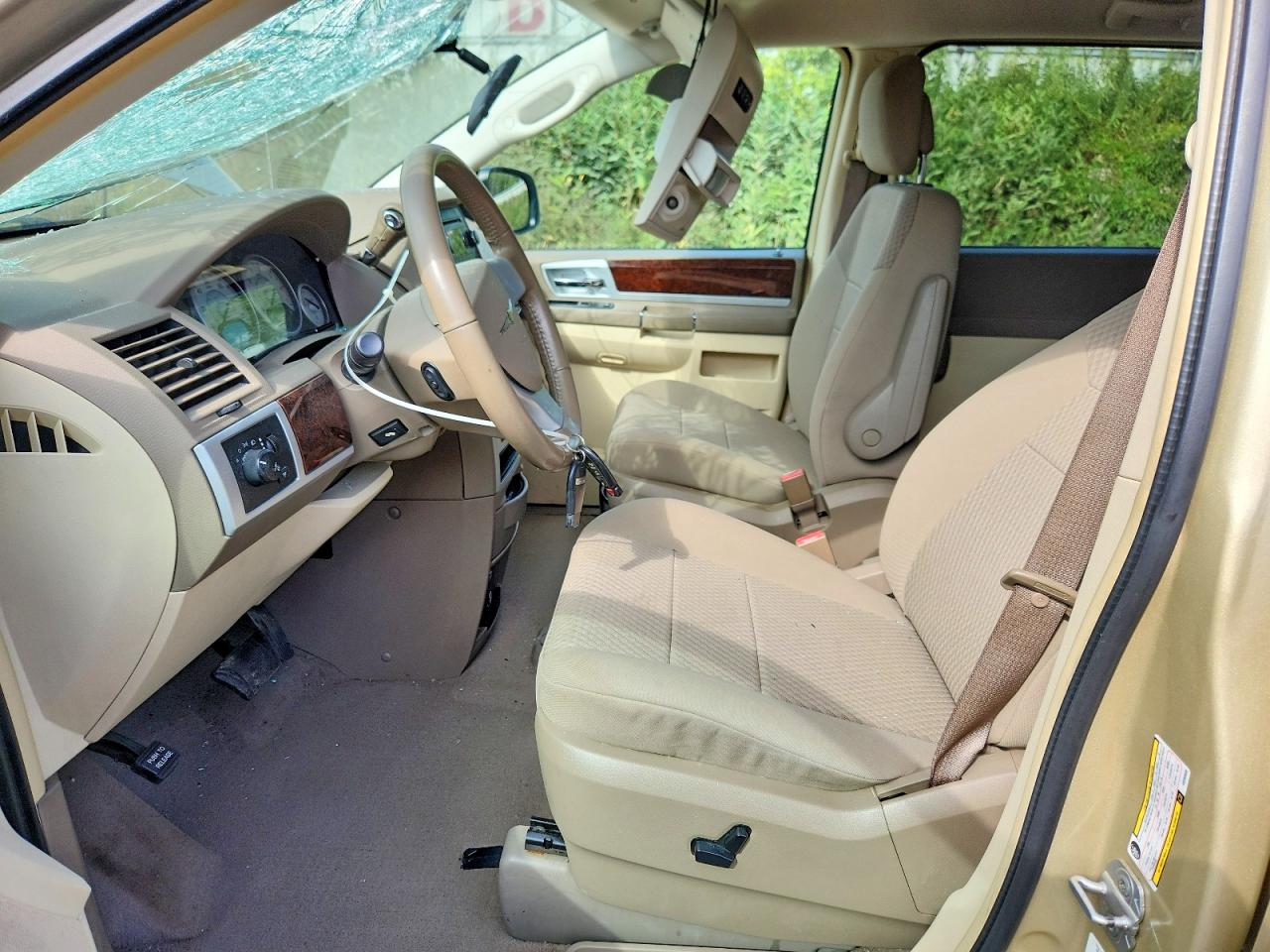 2A4RR5D17AR380808 · 2010 CHRYSLER TOWN & COUNTRY · 7/13