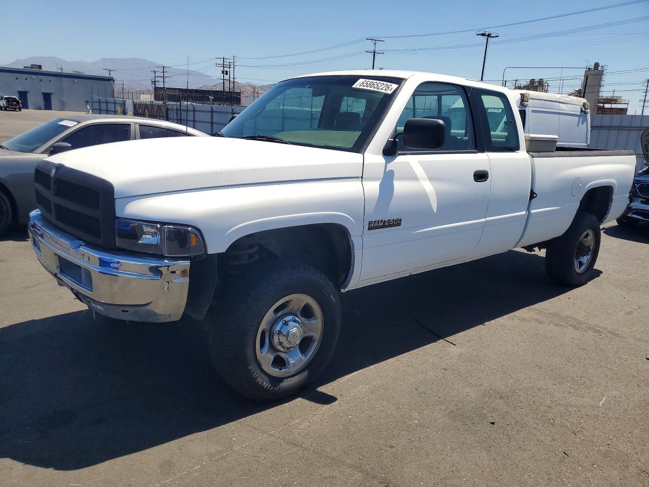 3B7KF23C5TM138465 · 1996 DODGE RAM 2500