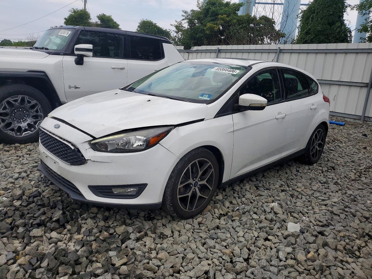 2017 FORD FOCUS