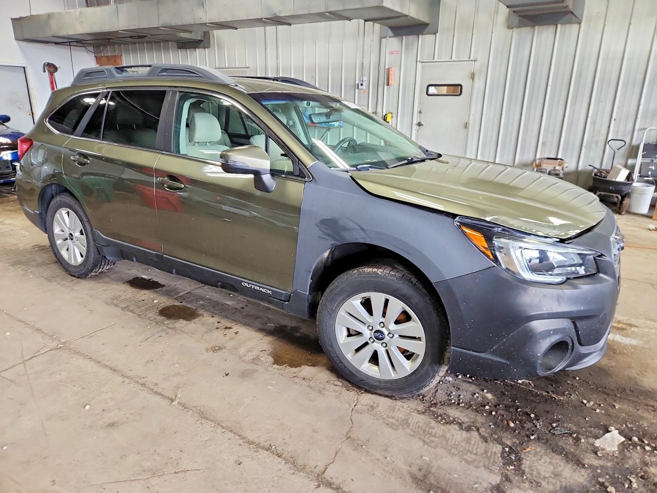 4S4BSAFC7K3361104 · 2019 SUBARU OUTBACK · 4/14