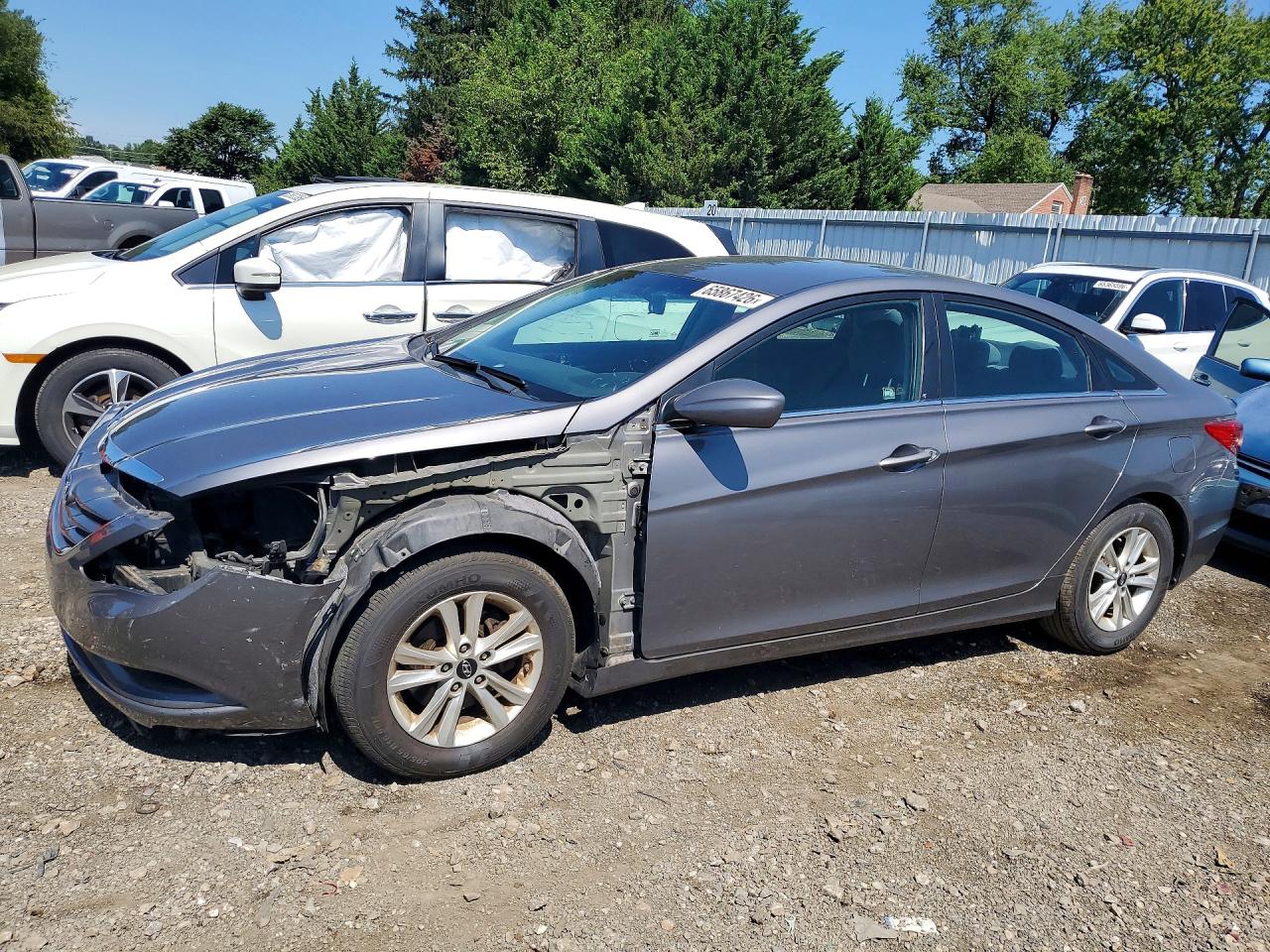 5NPEB4AC0BH290326 · 2011 HYUNDAI SONATA