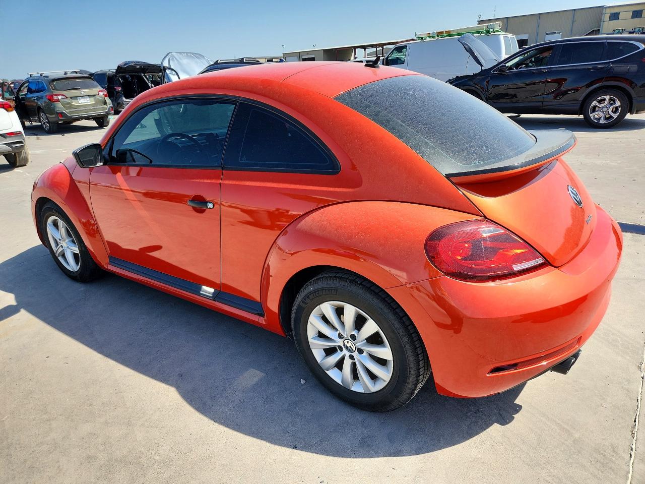 3VWFD7AT1JM701397 · 2018 VOLKSWAGEN BEETLE · 2/12