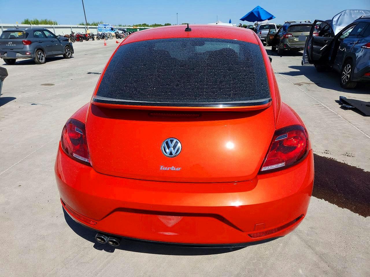 3VWFD7AT1JM701397 · 2018 VOLKSWAGEN BEETLE · 6/12