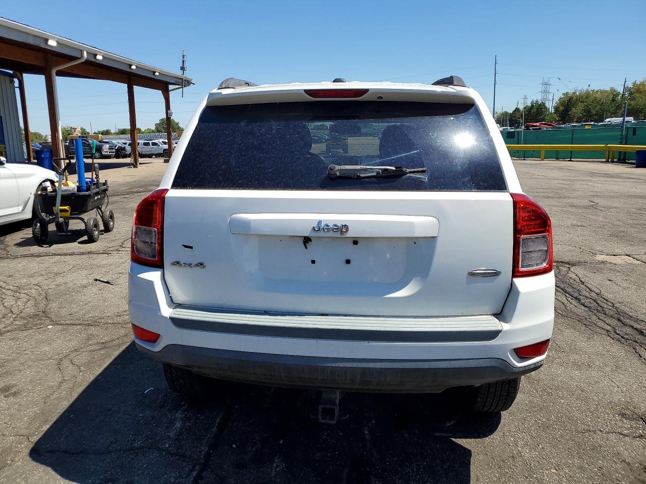 1J4NF1FB0BD173476 · 2011 JEEP COMPASS · 6/12