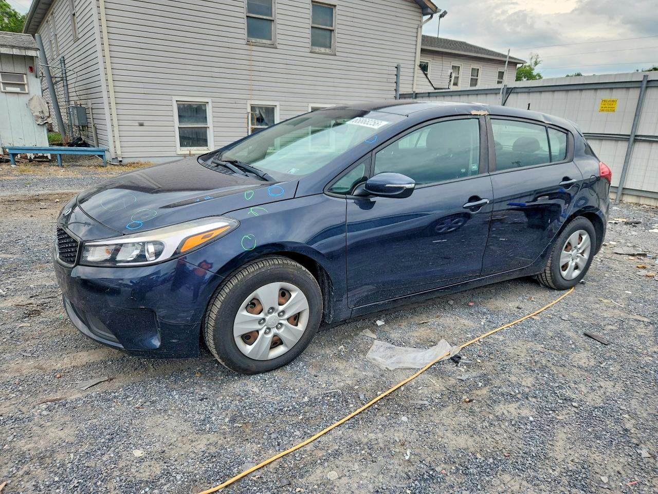2017 KIA FORTE5