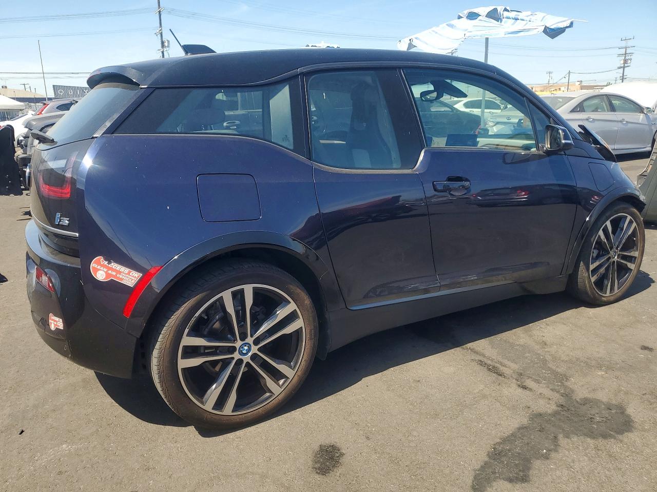 WBY7Z8C52JVB86897 · 2018 BMW I3 · 3/13