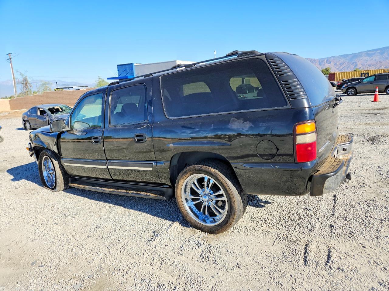3GNEC16T84G327288 · 2004 CHEVROLET SUBURBAN · 2/13
