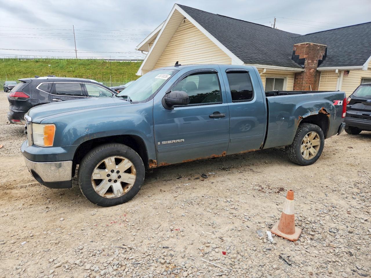2GTEK19J281235257 · 2008 GMC SIERRA