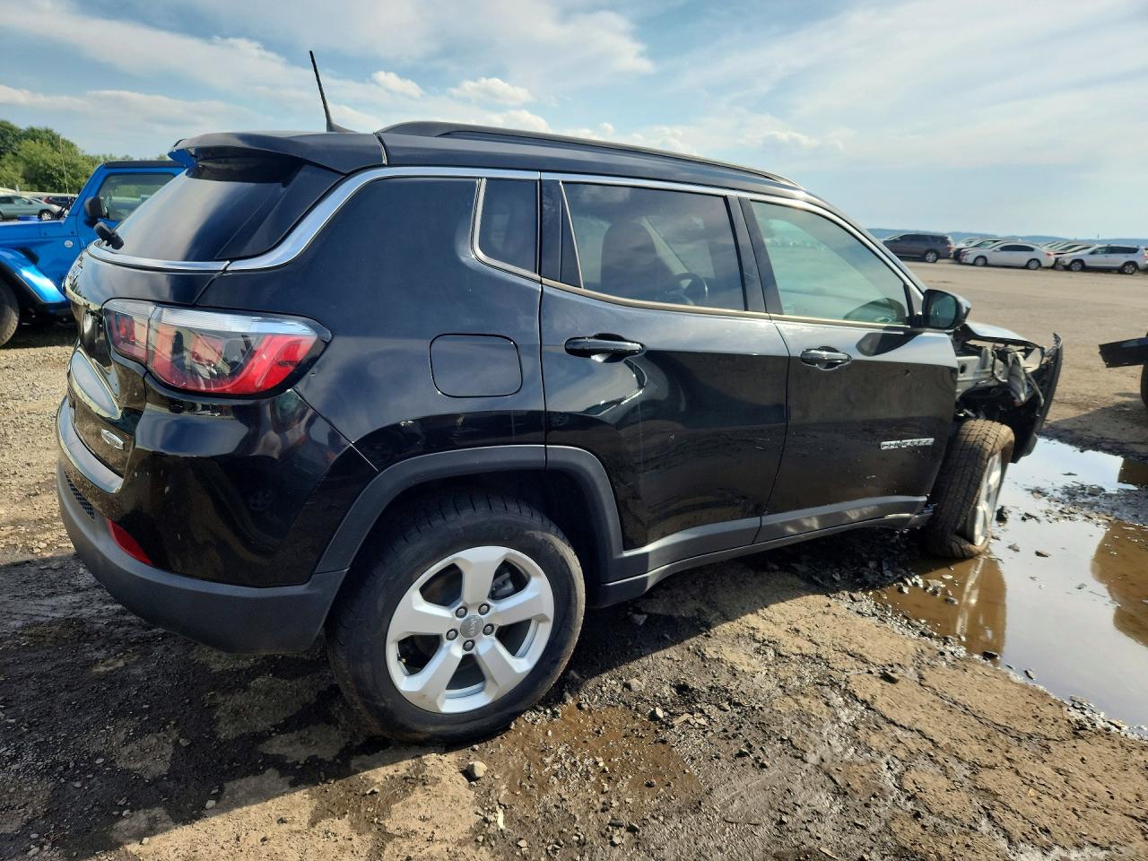 3C4NJDBB1LT124603 · 2020 JEEP COMPASS · 3/13
