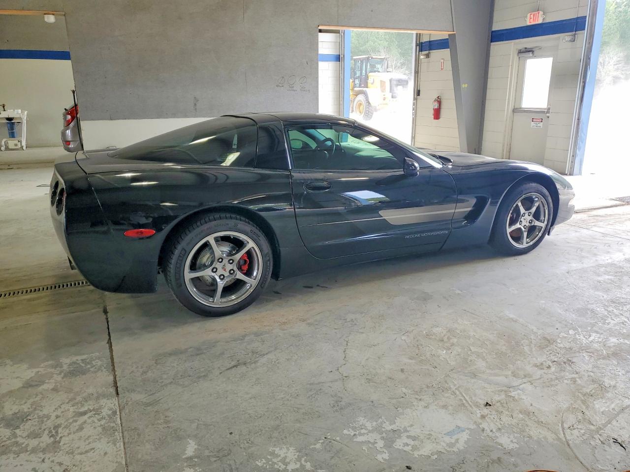 1G1YY22G525122496 · 2002 CHEVROLET CORVETTE · 3/12