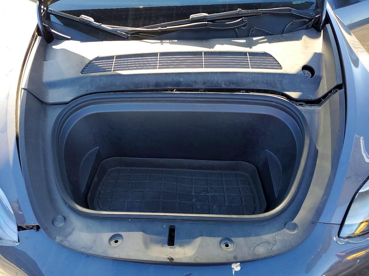 7SAYGDEE1PF890369 · 2023 TESLA MODEL Y · 12/14