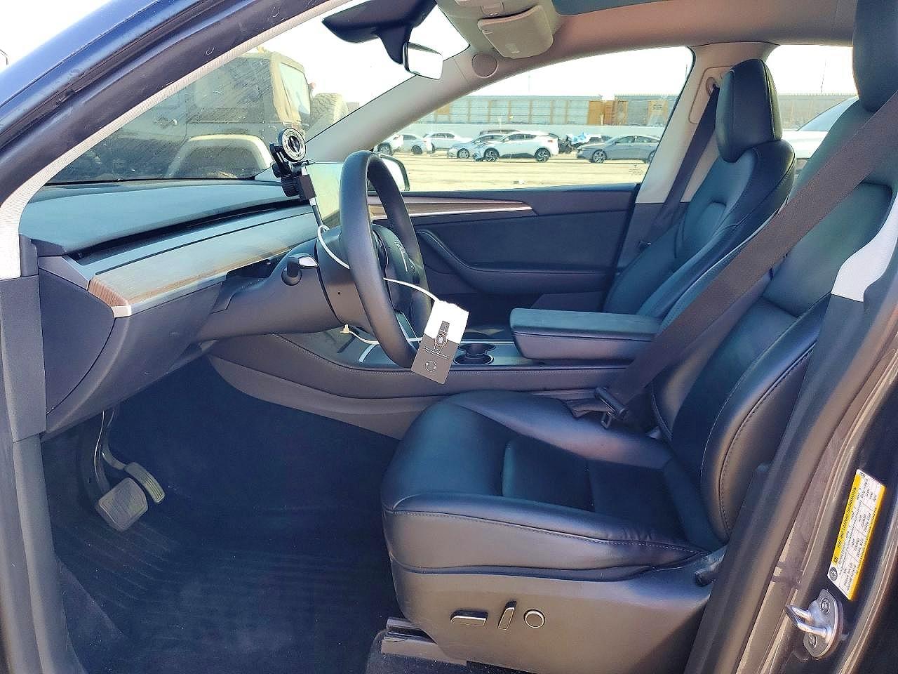 7SAYGDEE1PF890369 · 2023 TESLA MODEL Y · 7/14