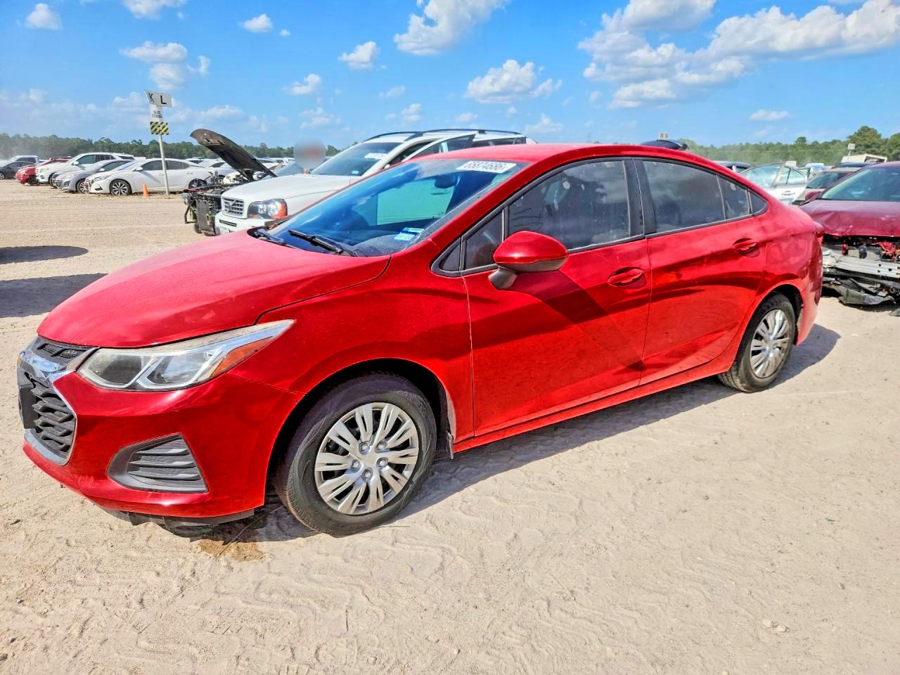 1G1BJ5SM8K7102121 · 2019 CHEVROLET CRUZE