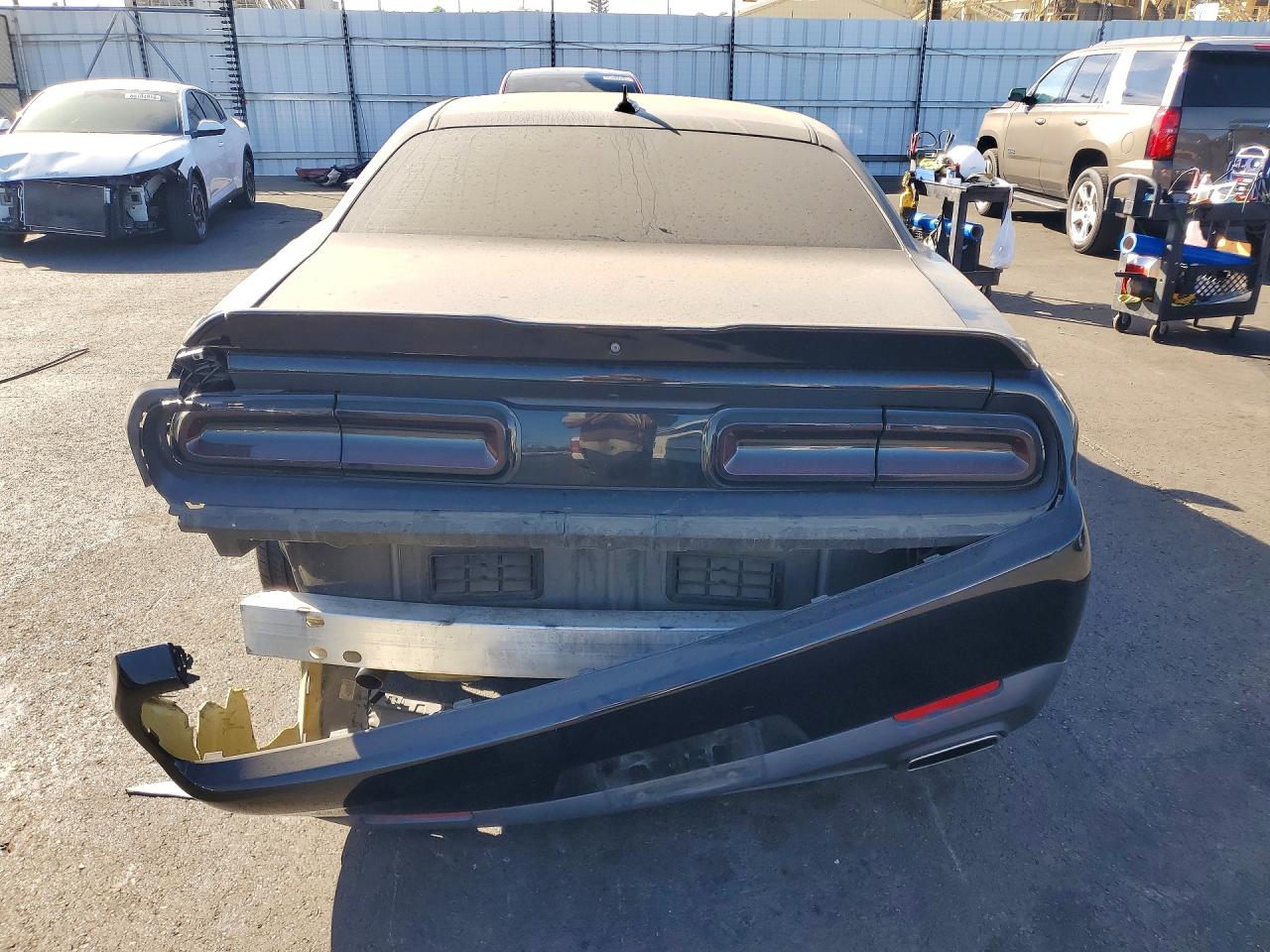 2C3CDZAGXKH752096 · 2019 DODGE CHALLENGER · 6/12