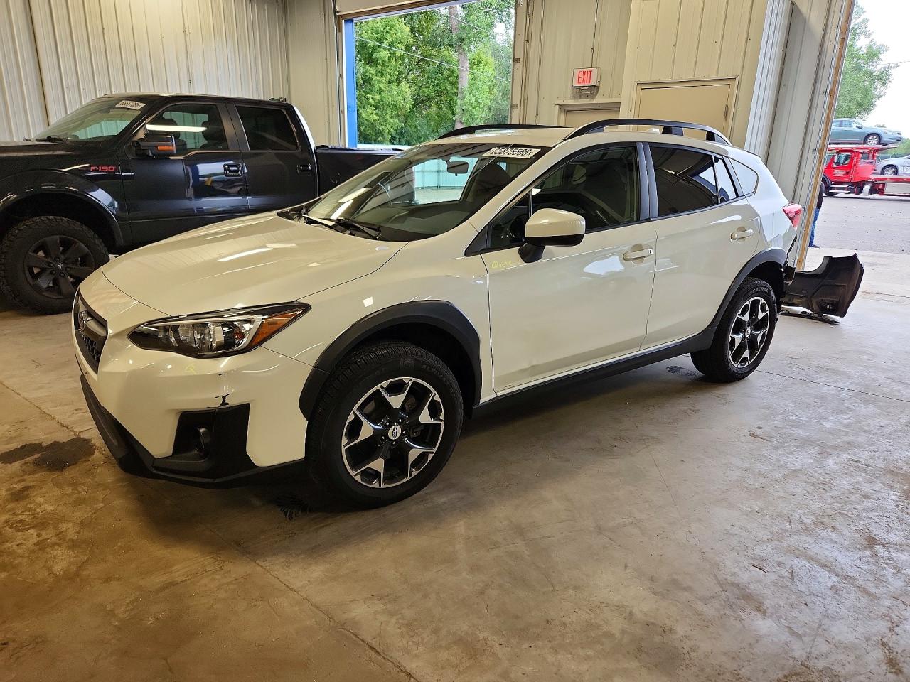 JF2GTABC9JH319159 · 2018 SUBARU CROSSTREK