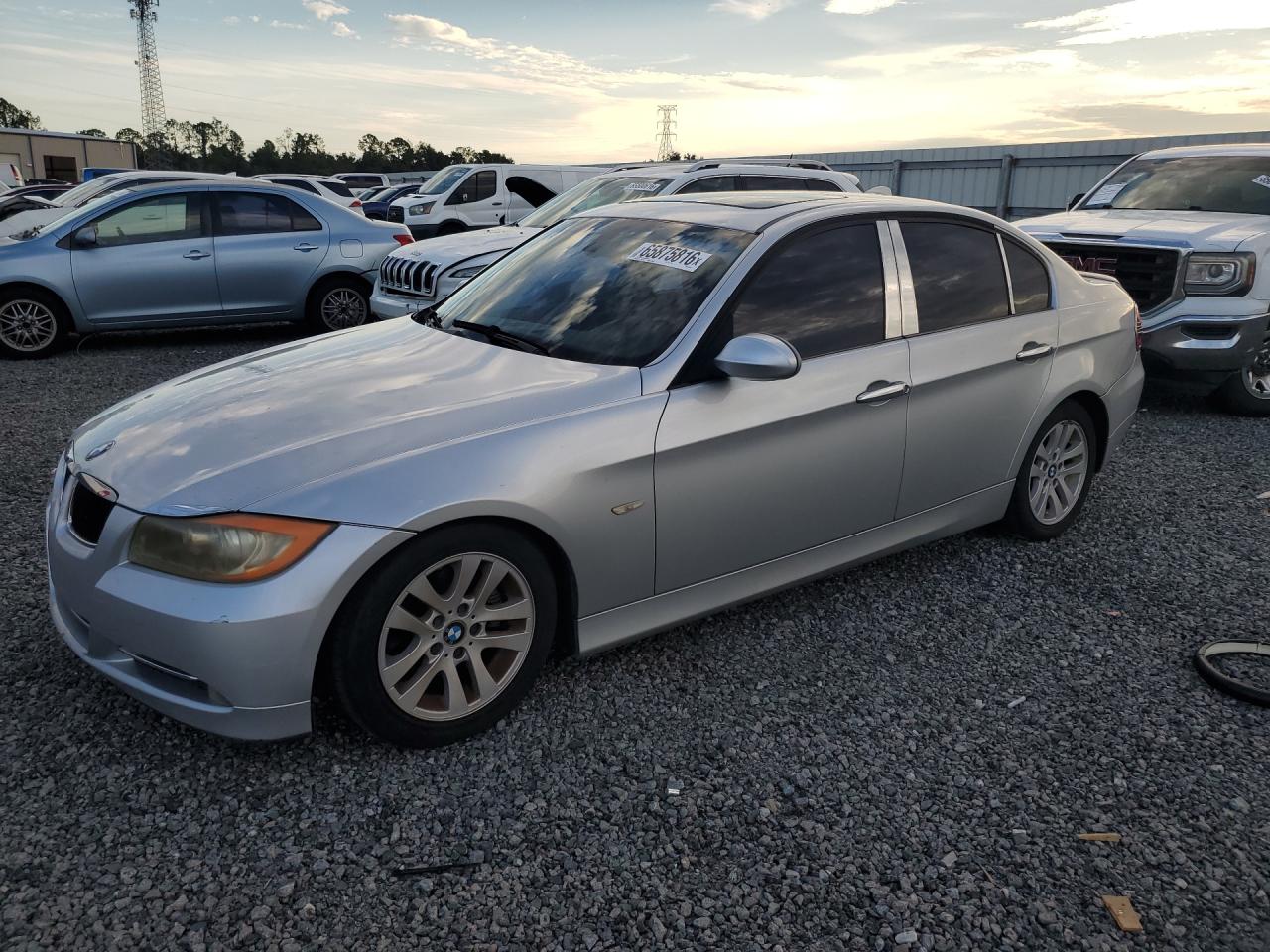 WBAVA33587KX82958 · 2007 BMW 328