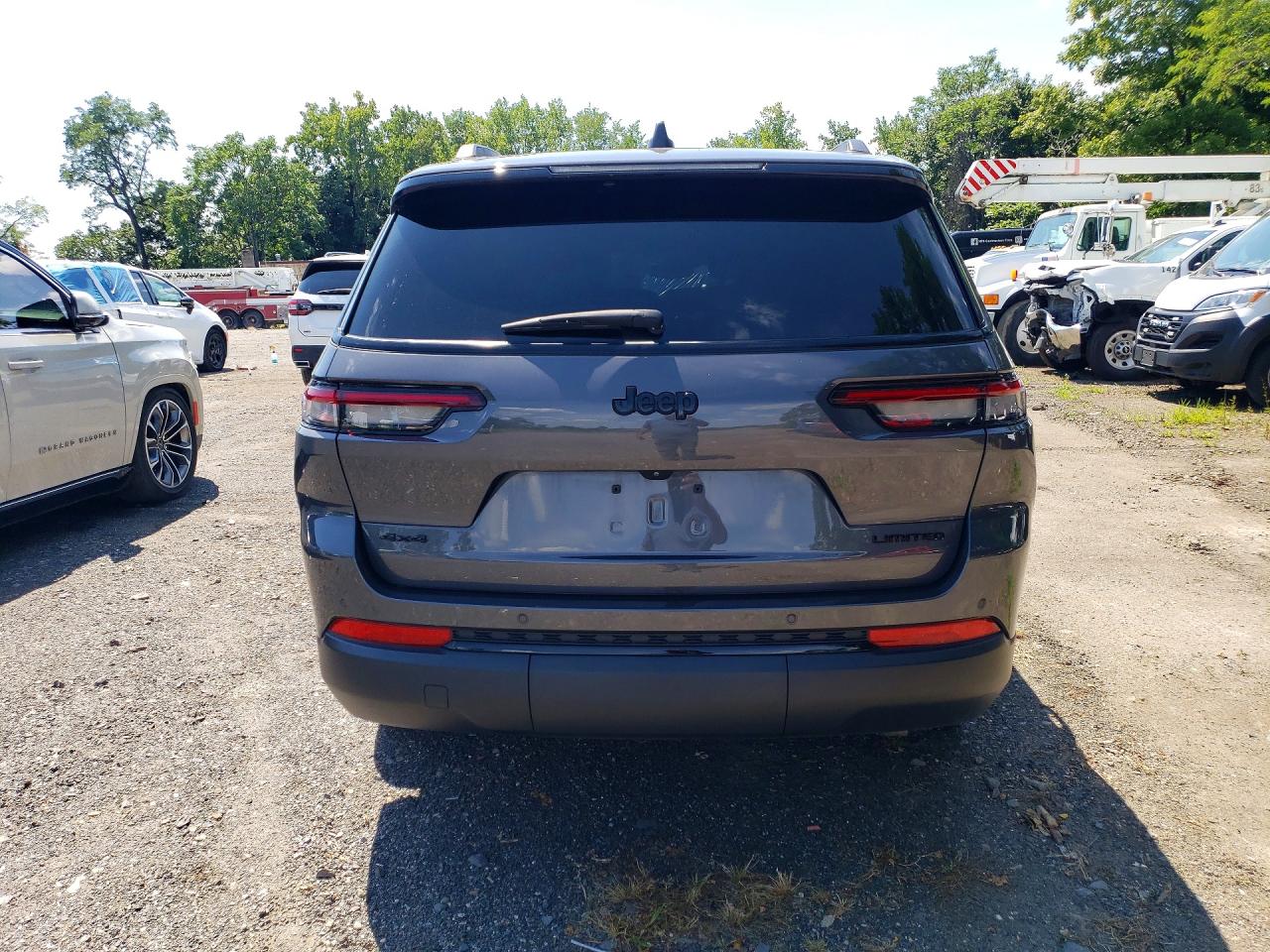 1C4RJKBGXR8593603 · 2024 JEEP GRAND CHEROKEE · 6/13