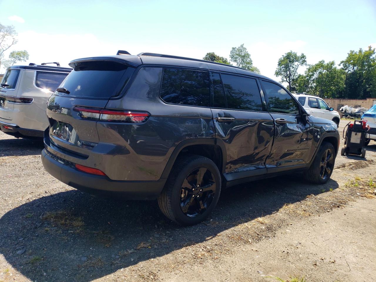 1C4RJKBGXR8593603 · 2024 JEEP GRAND CHEROKEE · 3/13