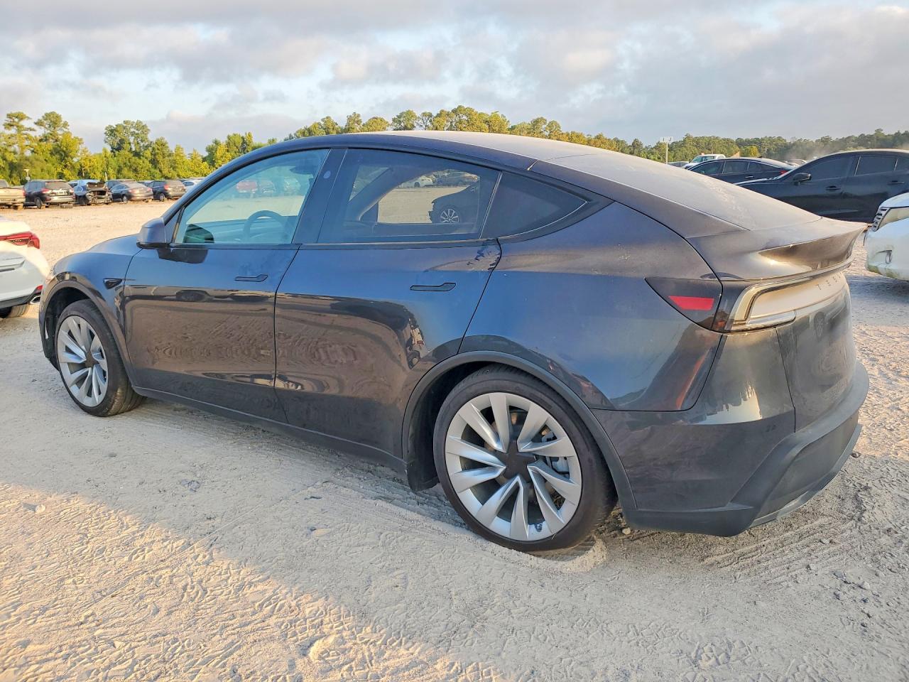 7SAYGDEDXTA609183 · 2026 TESLA MODEL Y · 2/14