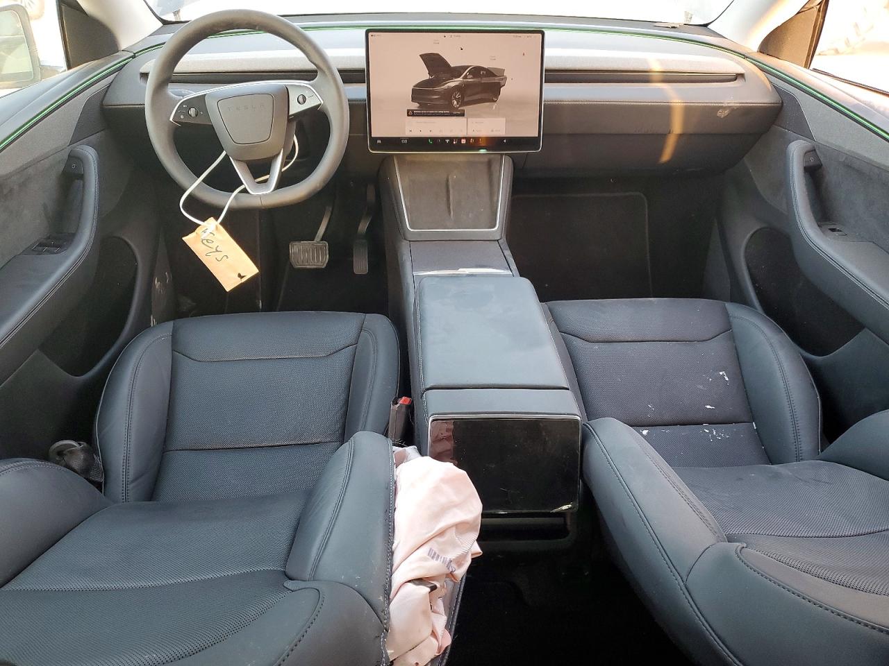 7SAYGDEDXTA609183 · 2026 TESLA MODEL Y · 8/14