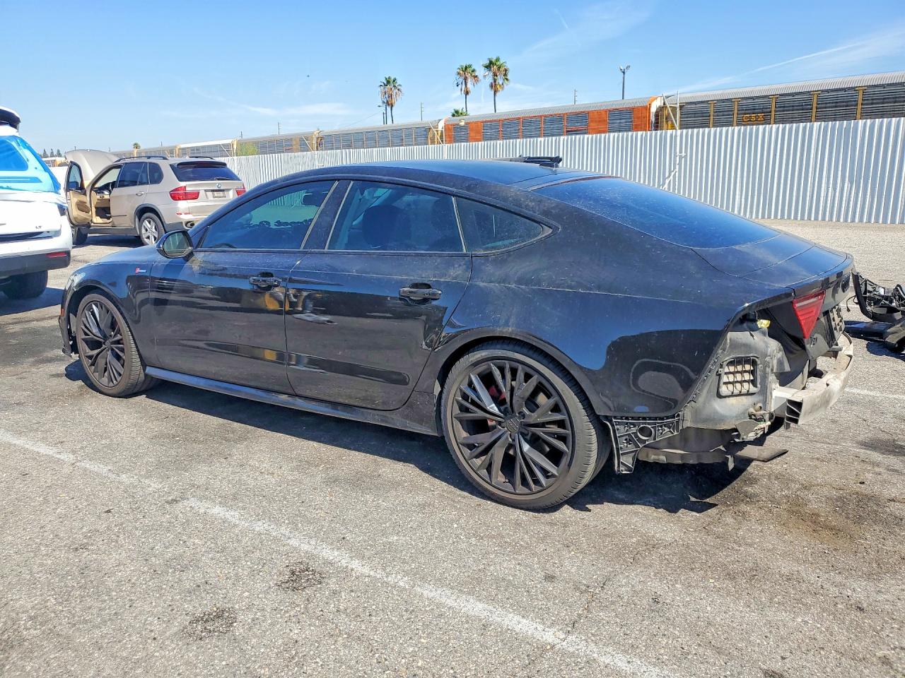 WAU2GAFC1GN004855 · 2016 AUDI A7 · 2/13