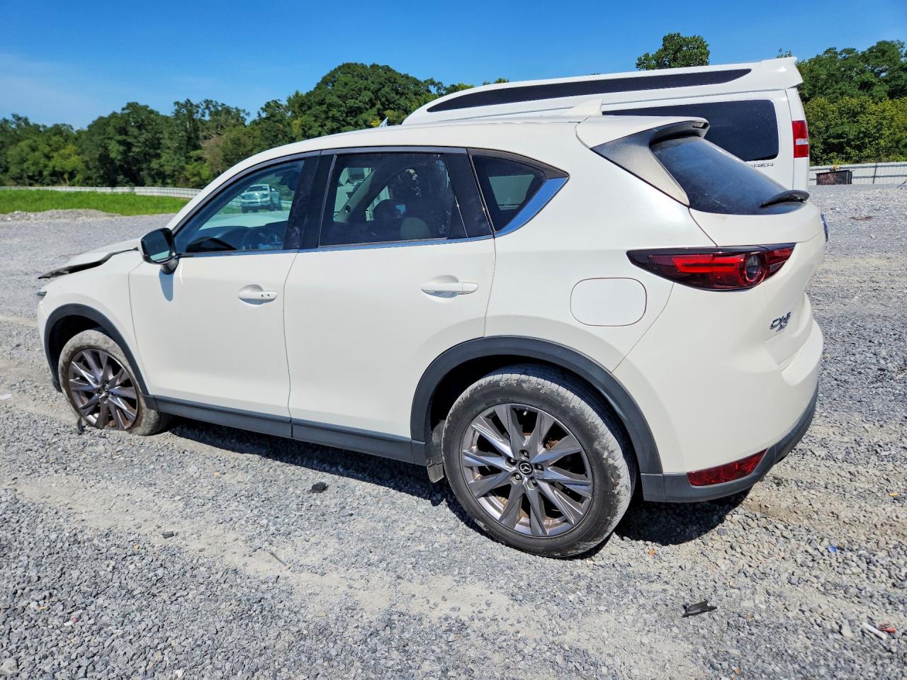 JM3KFBDM3K0574165 · 2019 MAZDA CX-5 · 2/12