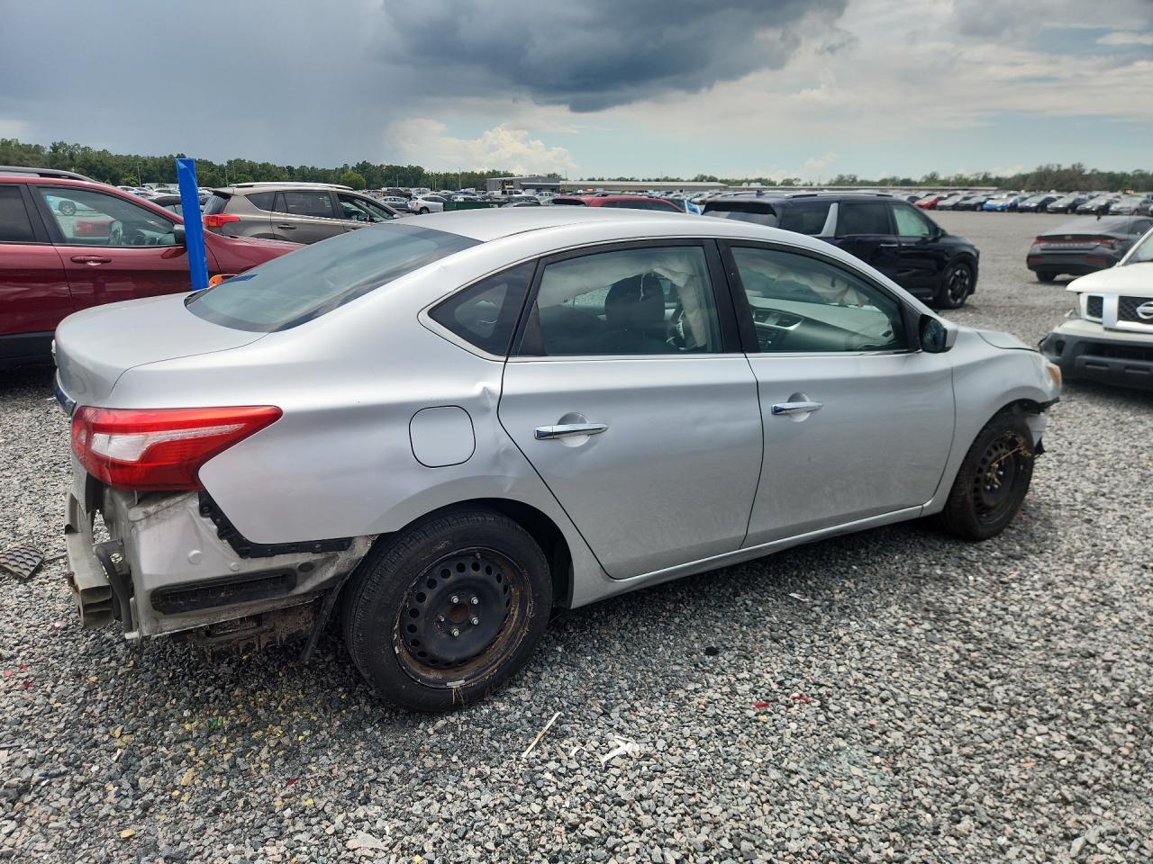 3N1AB7AP6GY306206 · 2016 NISSAN SENTRA · 3/13