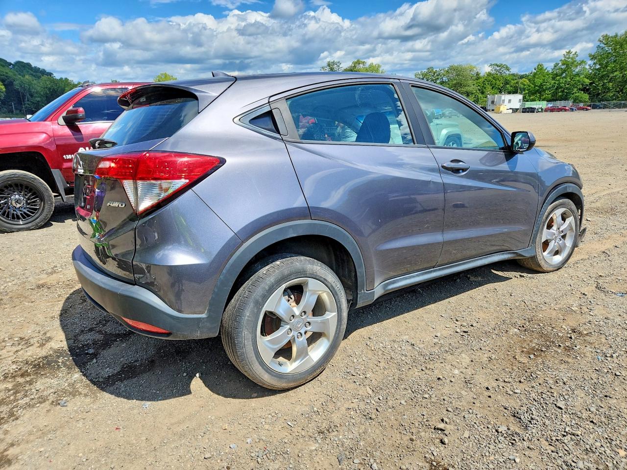 3CZRU6H38MM703081 · 2021 HONDA HR-V · 3/14