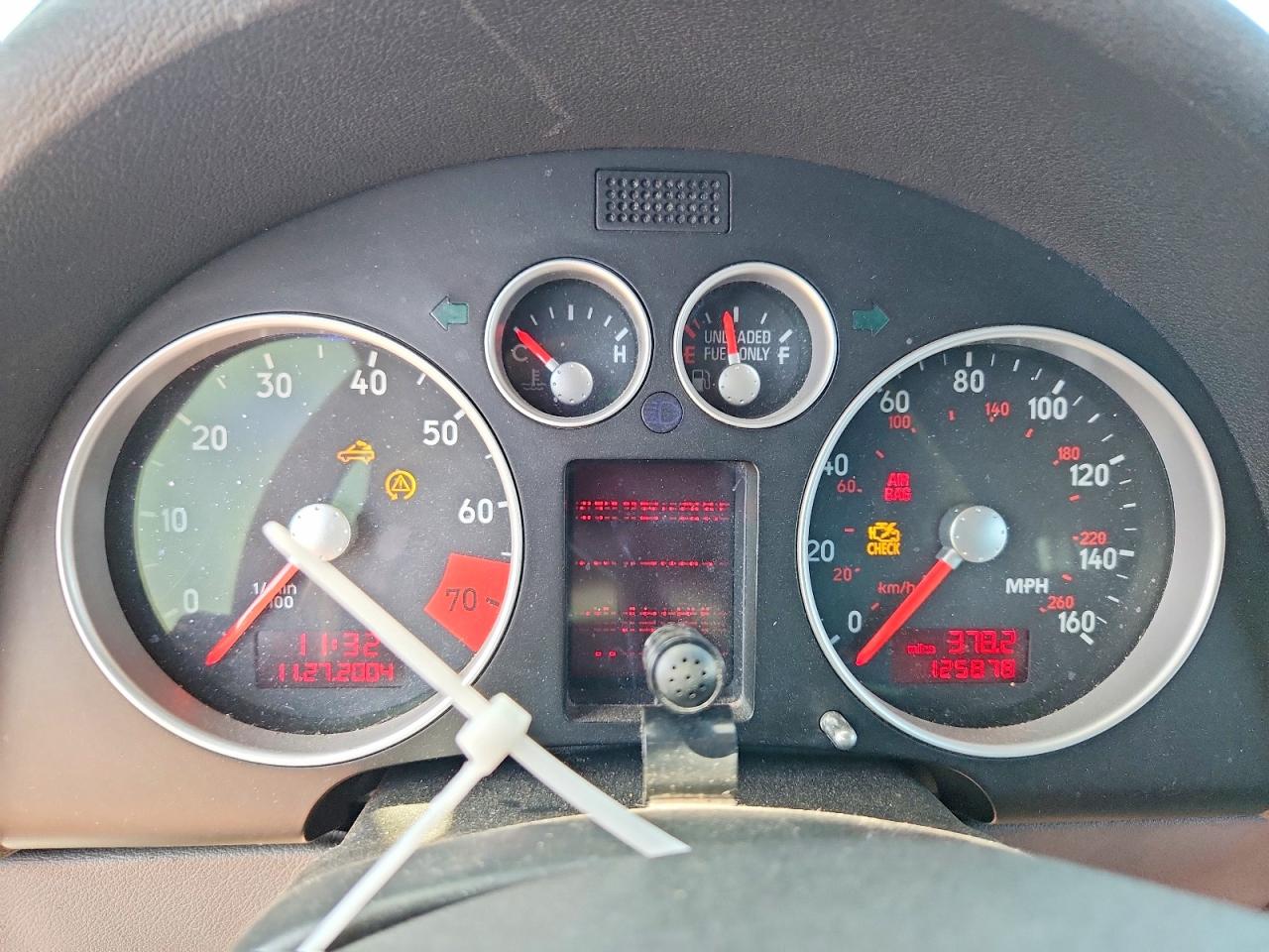 TRUTC28N031005607 · 2003 AUDI TT · 9/12