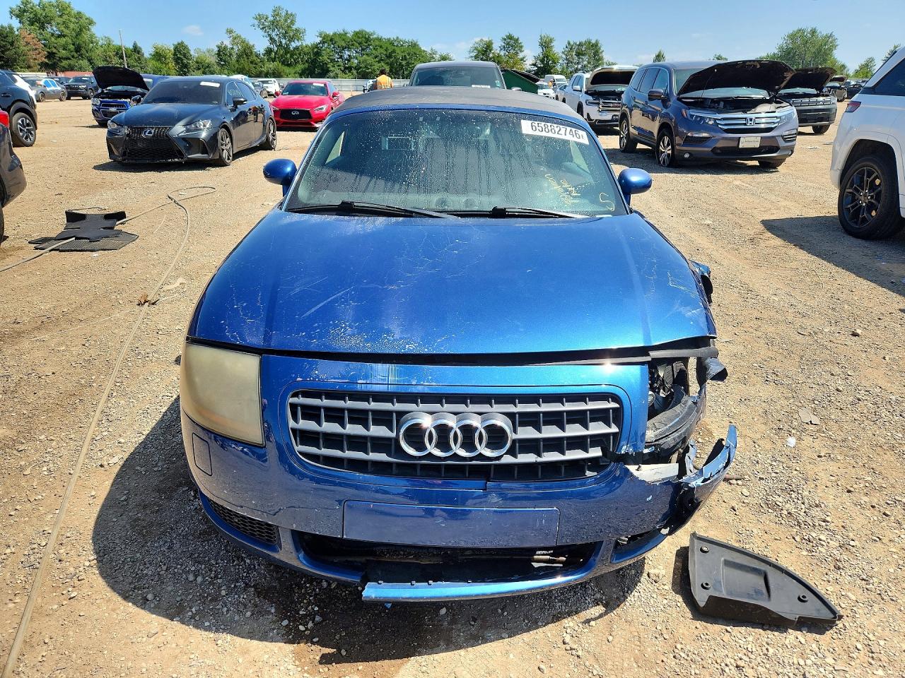 TRUTC28N031005607 · 2003 AUDI TT · 5/12