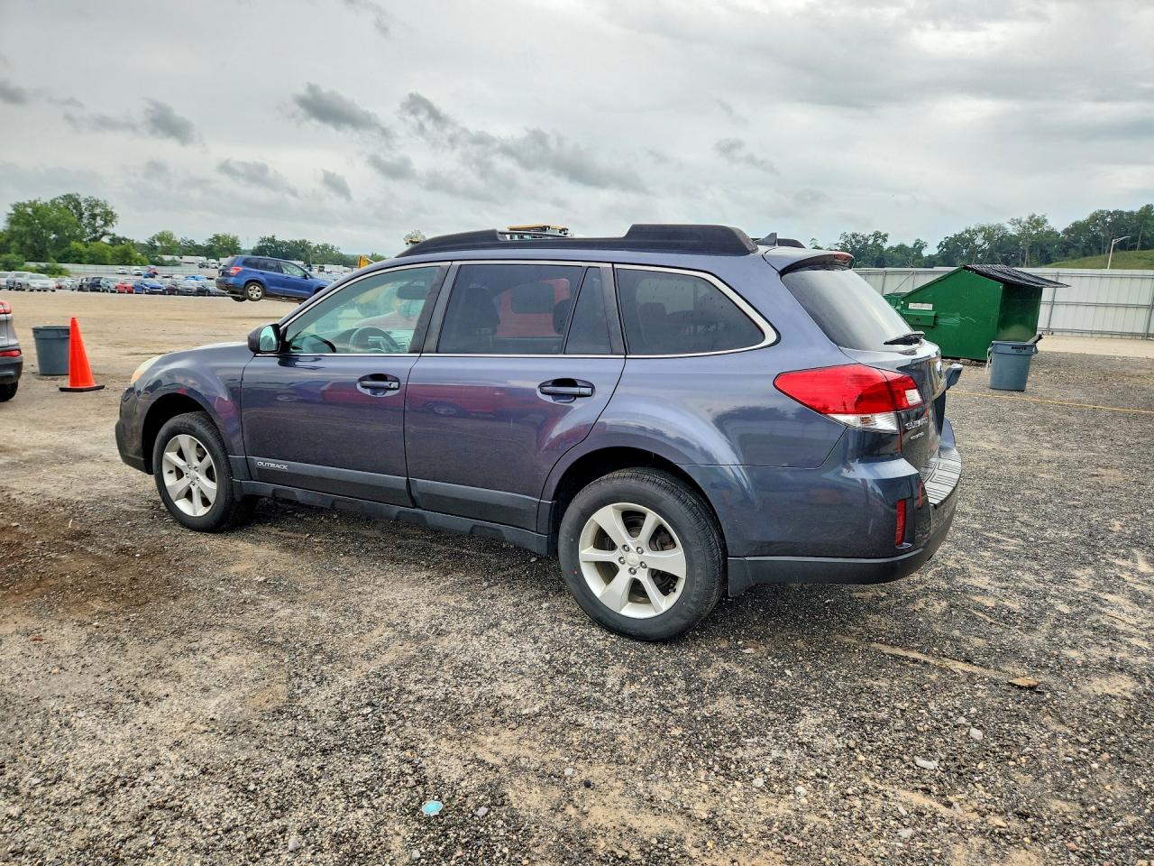 4S4BRBCC7E3217613 · 2014 SUBARU OUTBACK · 2/13
