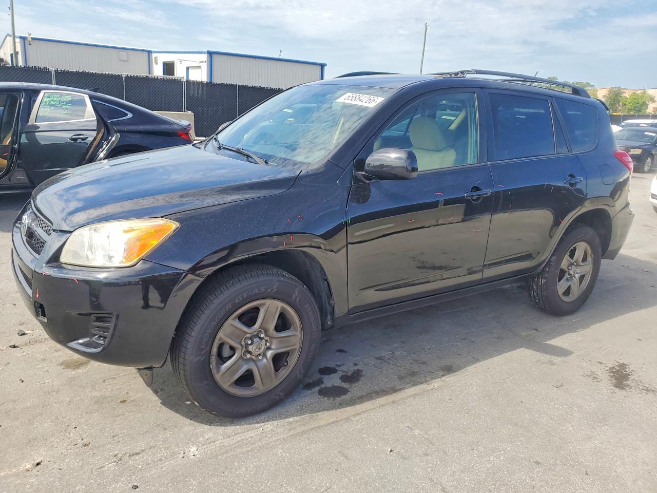 JTMZF33V39D015225 · 2009 TOYOTA RAV4