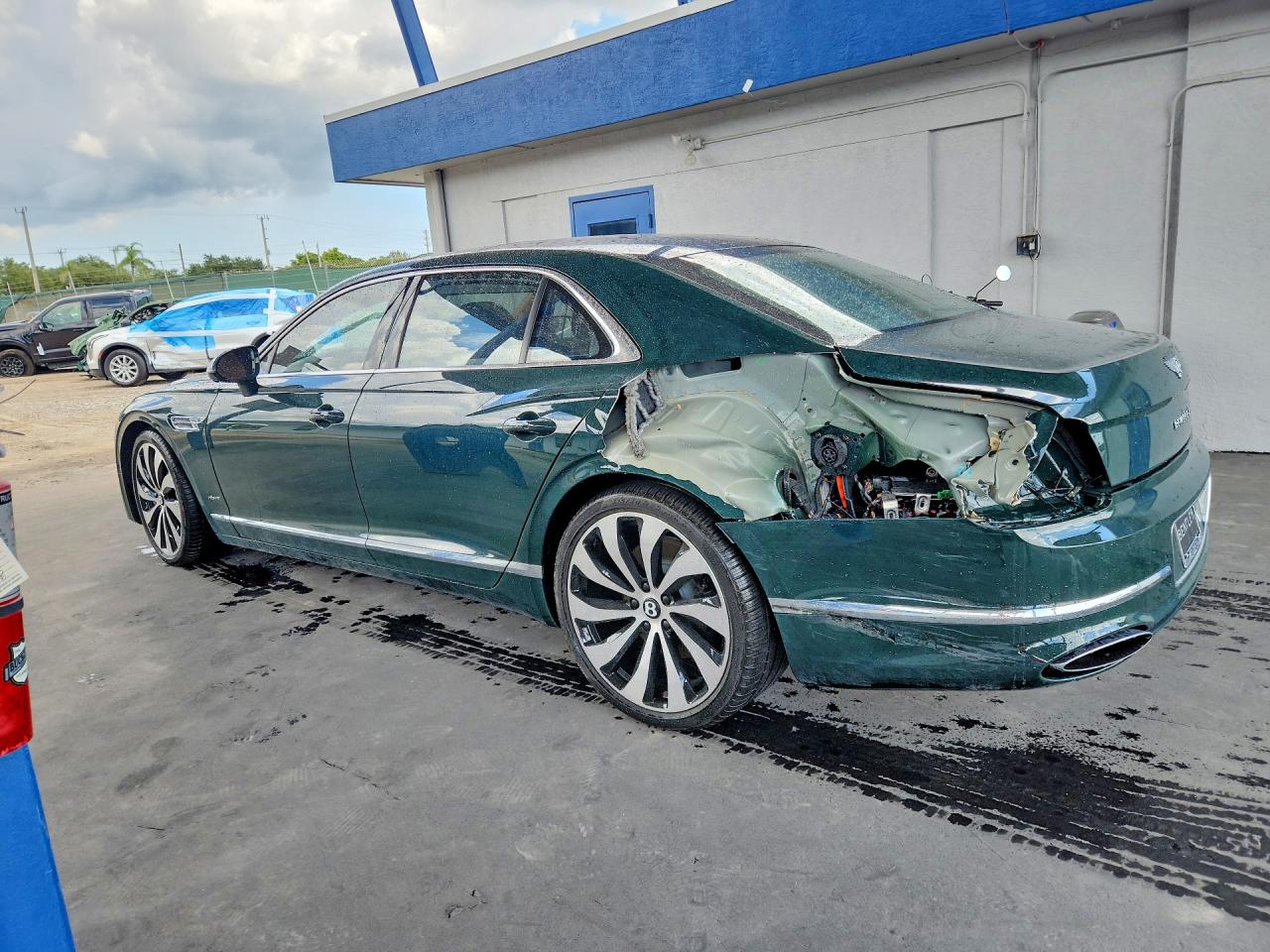 SCBBP6ZG7TC025989 · 2026 BENTLEY FLYING SPUR · 2/12