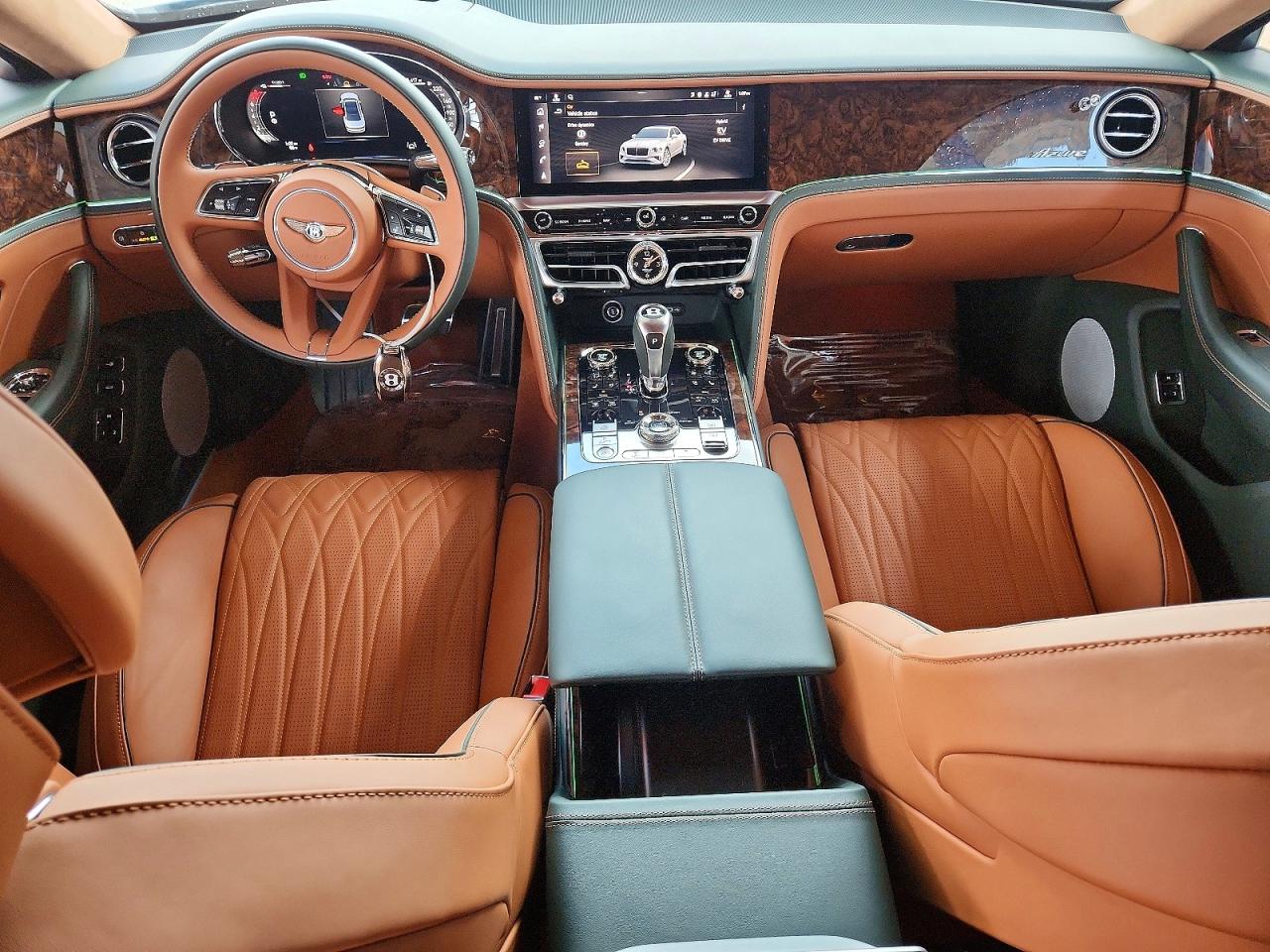 SCBBP6ZG7TC025989 · 2026 BENTLEY FLYING SPUR · 8/12