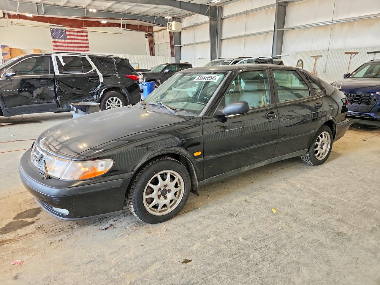 YS3DD58H6Y2022638 · 2000 SAAB 9-3