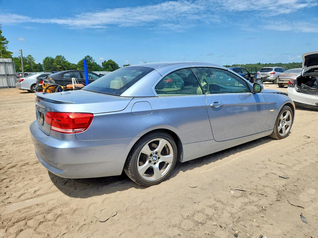 WBAWL1C55APX27381 · 2010 BMW 328 · 3/12