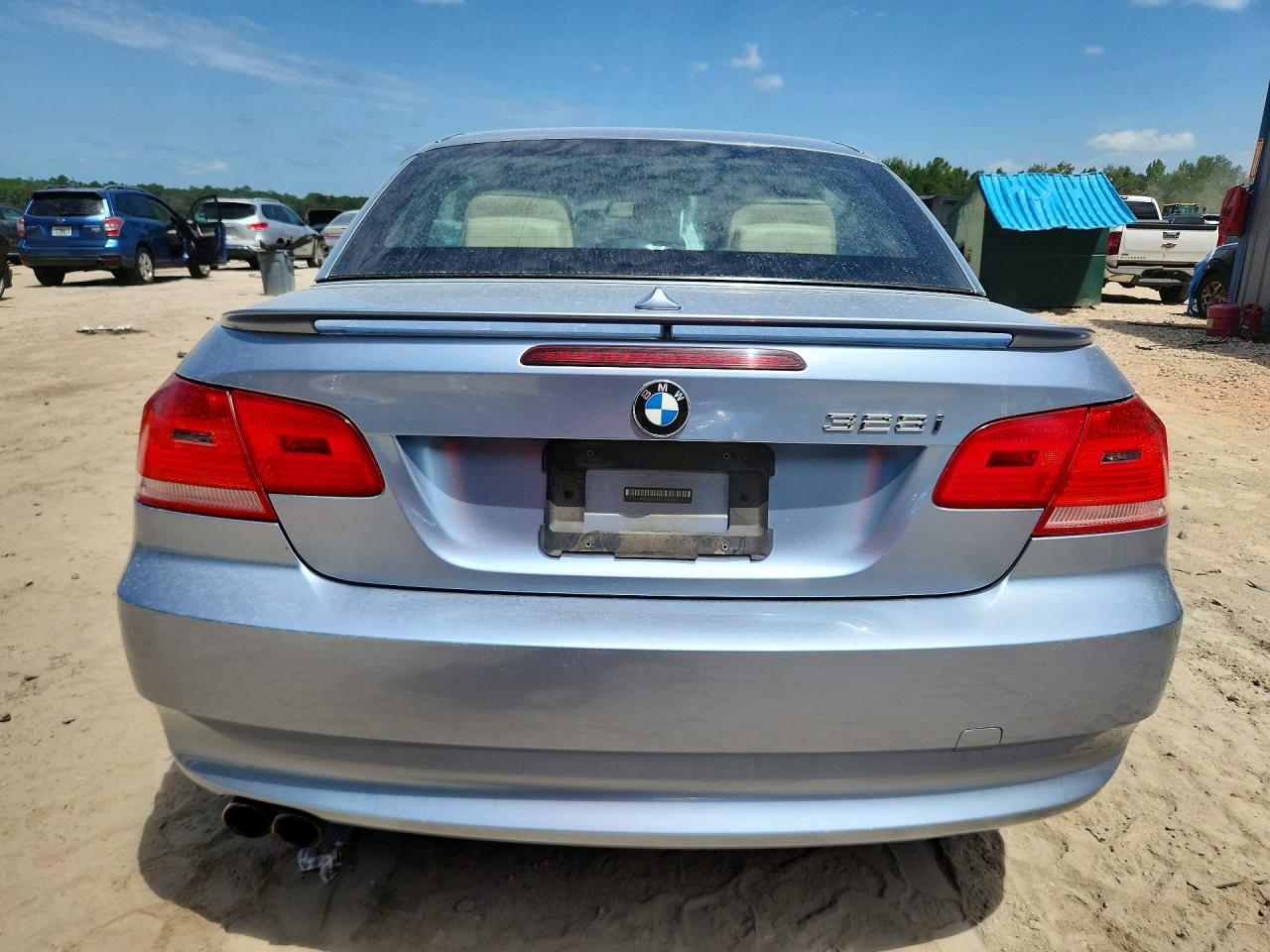 WBAWL1C55APX27381 · 2010 BMW 328 · 6/12