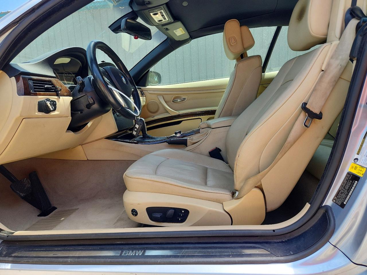 WBAWL1C55APX27381 · 2010 BMW 328 · 7/12